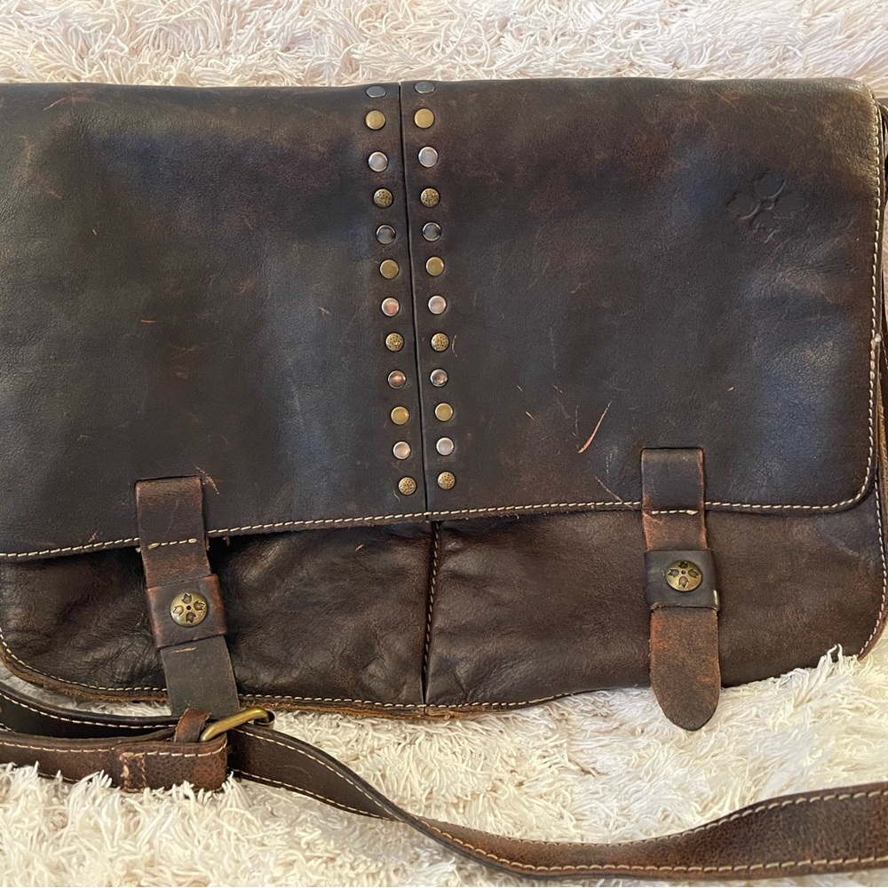 Distressed Leather Messenger Bag